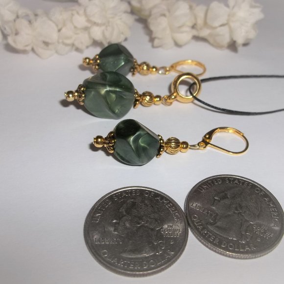 Green & Gold Handmade Beaded Earring & Necklace Set Fashion Accessory GIft 6886 - Picture 3 of 9